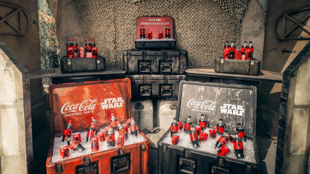 new-coca-cola-collaboration-celebrates-star-wars-fans-across-the-galaxy 