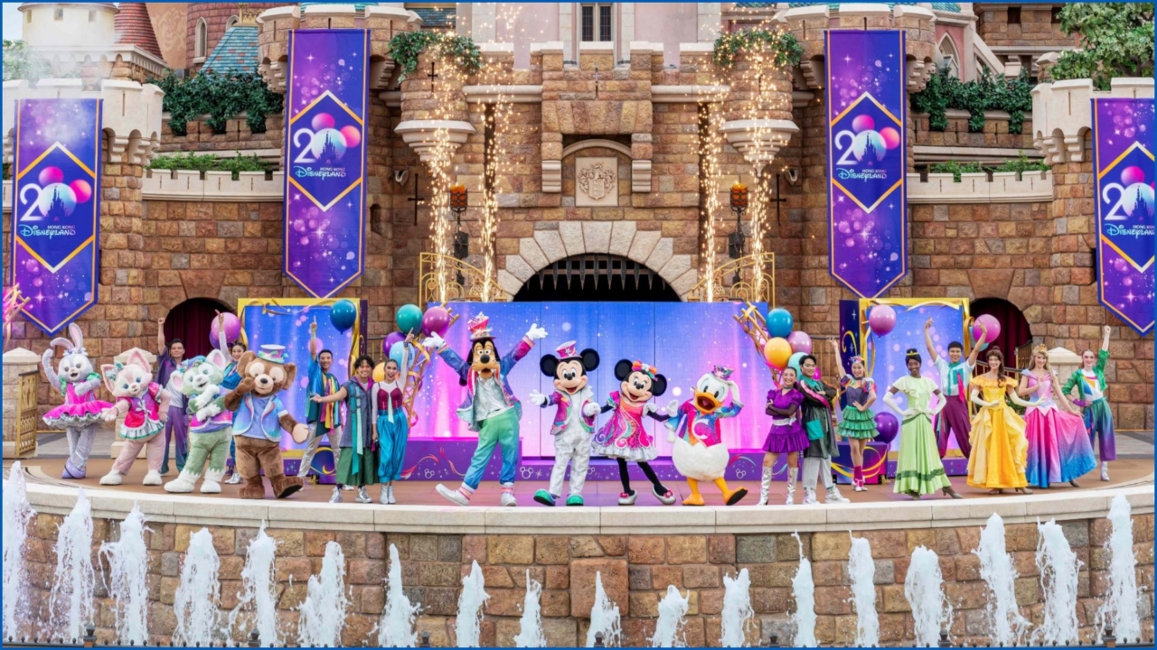 why-you-should-visit-hong-kong-disneyland-now 
