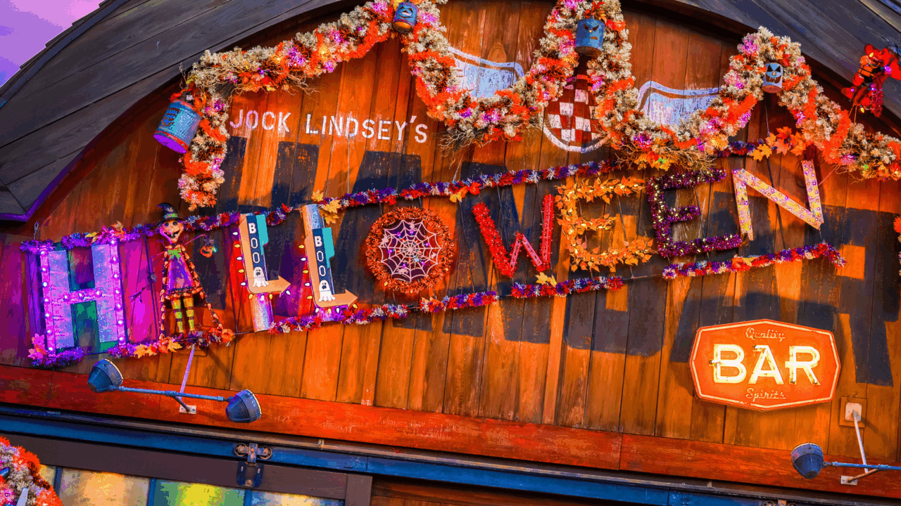 jock-lindsey’s-halloween-hangar-bar:-frightful-first-look