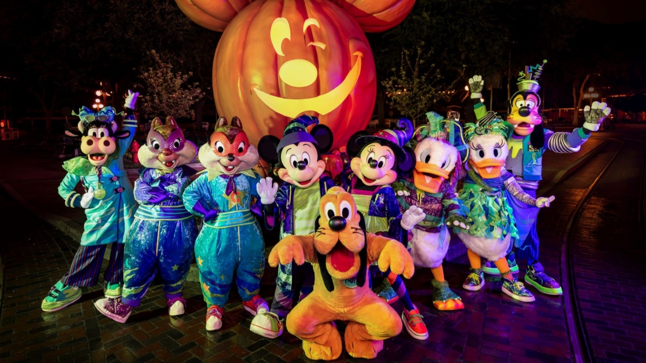 $104-ticket-days-at-disneyland-during-halloween-2025