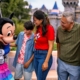 how-many-days-to-visit-disneyland-resort