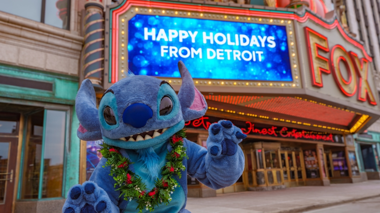 disney-consumer-products-delivers-the-magic-of-toys-to-families-in-need-nationwide