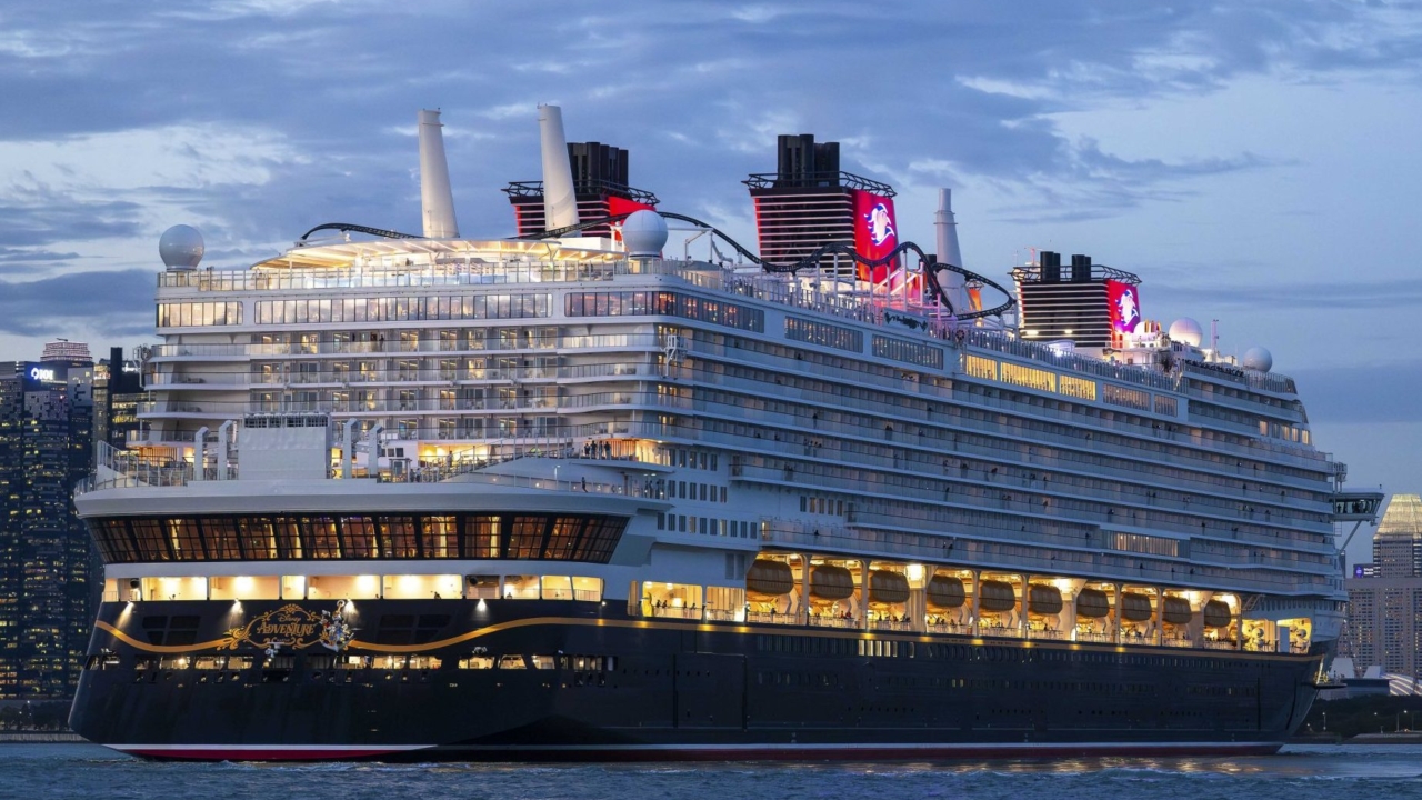 a-first-look-aboard-the-disney-adventure