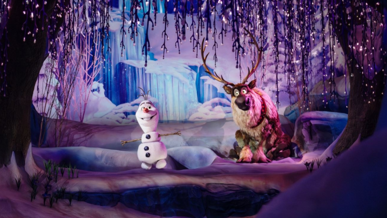 world-of-frozen-at-disneyland-paris:-bringing-arendelle-from-screen-to-reality