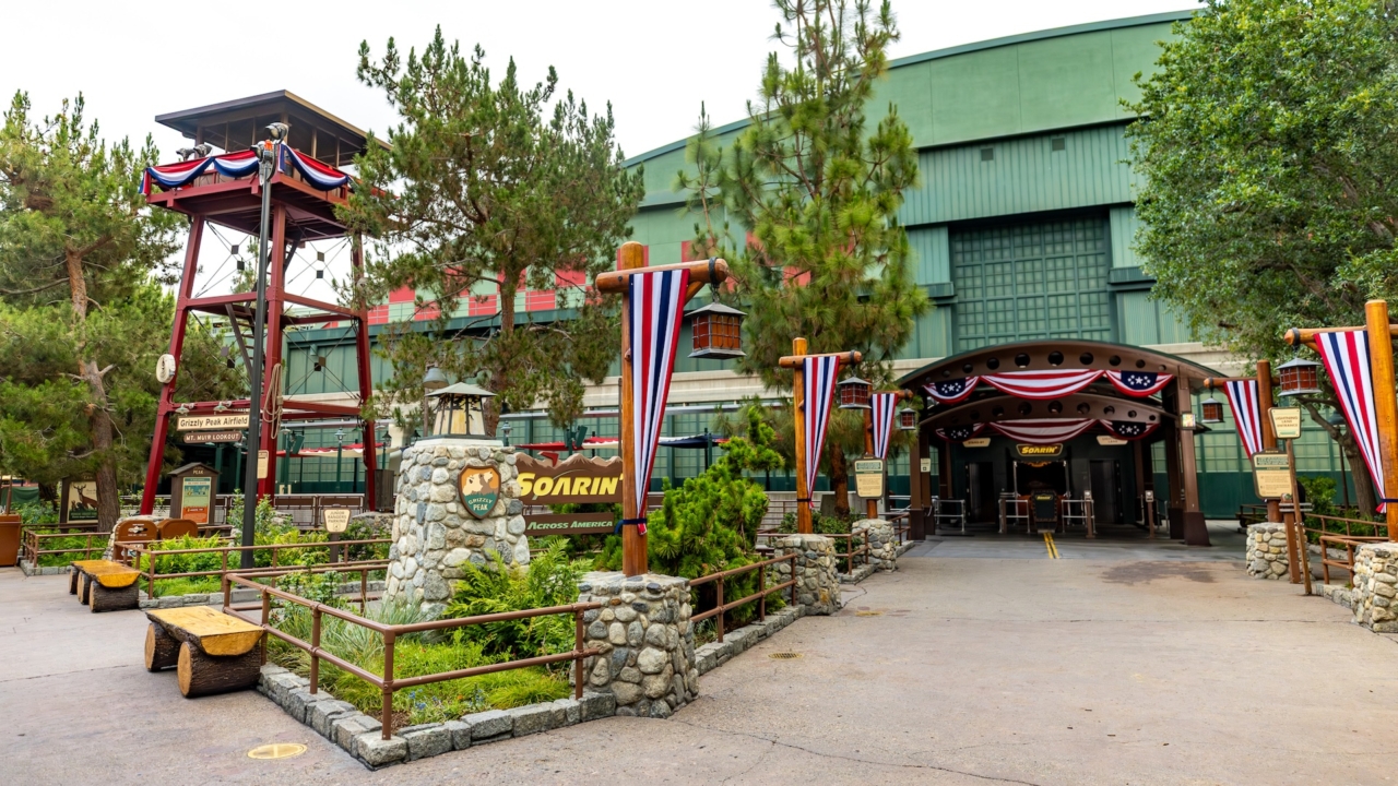 california-skies-to-world-horizons:-the-evolution-of-soarin’-at-disneyland-resort
