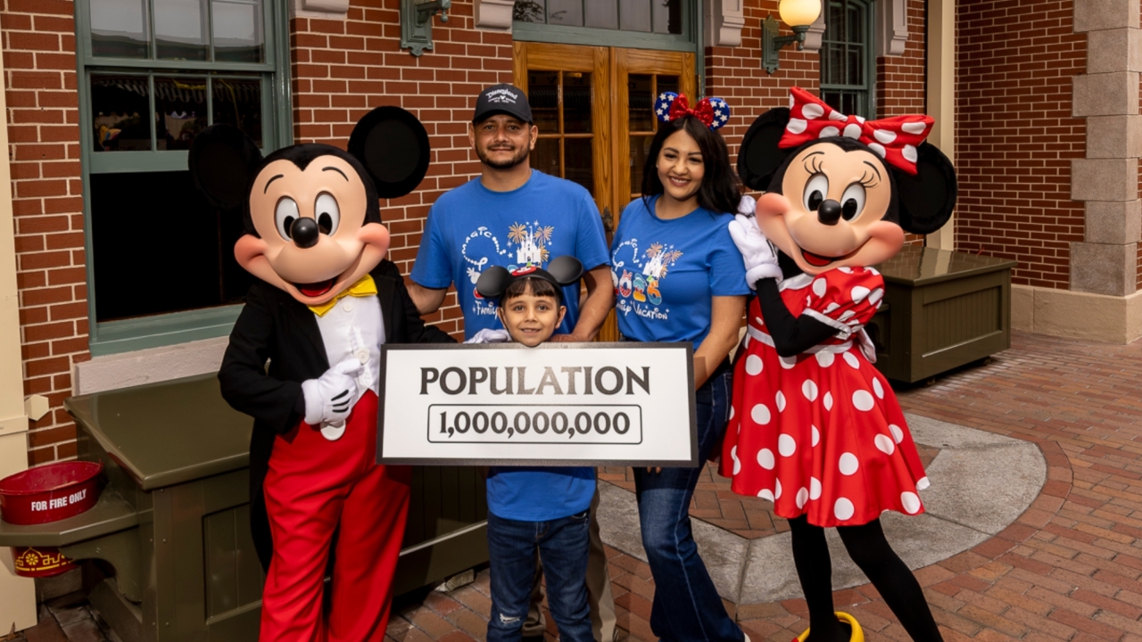 disneyland-resort-welcomes-one-billionth-guest