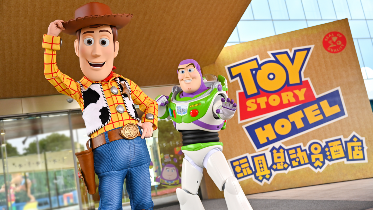 staying-at-toy-story-hotel-at-shanghai-disney-resort